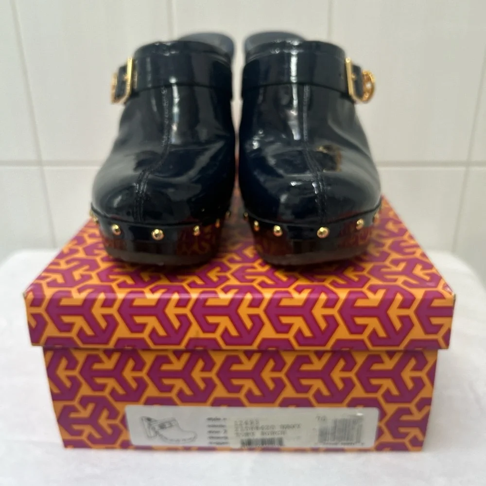 Tory Burch Navy Mules with Gold Details - Picture 4 of 7